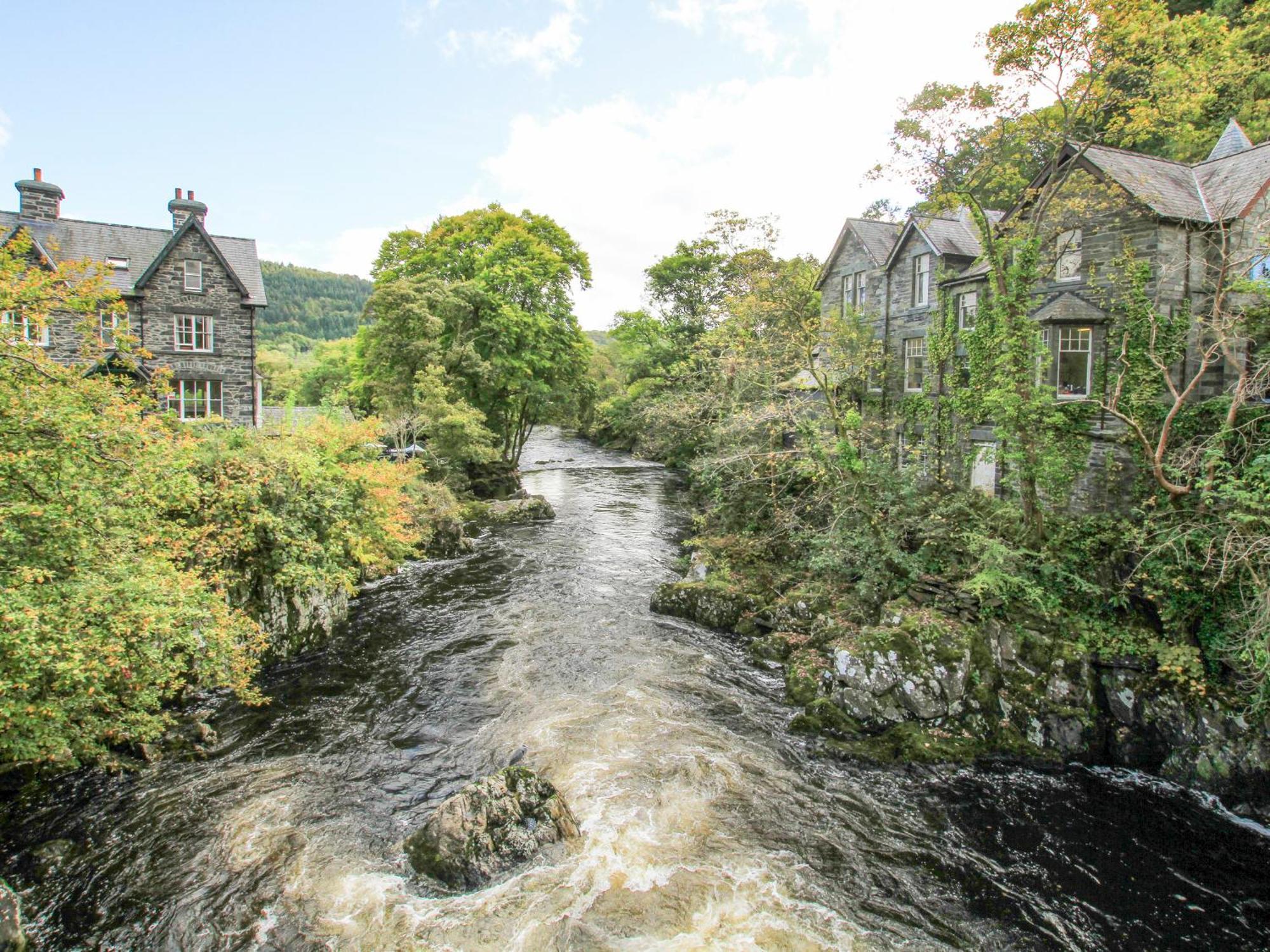 Villa Maes Madog Betws-y-Coed Exterior foto